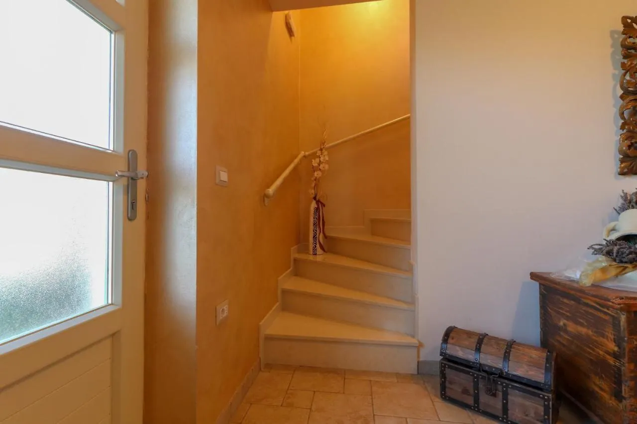 Villa Nona Marija Святой Ловреч Пазенатички