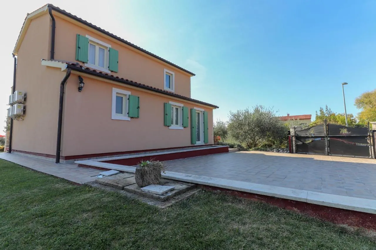 Villa Nona Marija Святой Ловреч Пазенатички